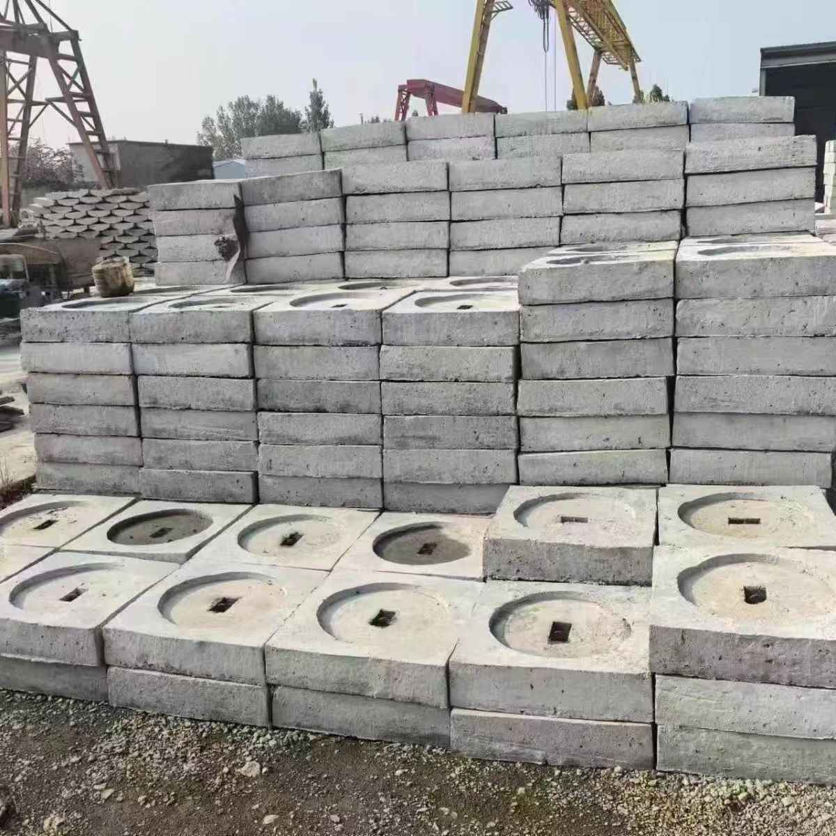 现货水泥电杆底盘 方形水泥电线杆底盘 混泥土水泥制品底盘