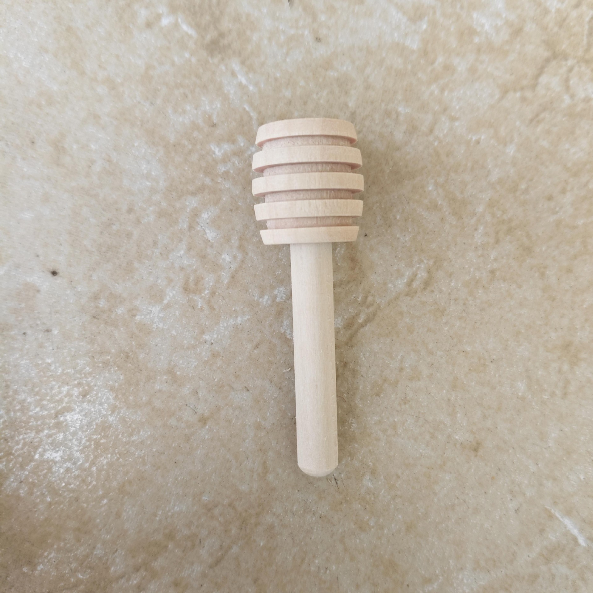 Exportación calidad loto madera miel palo mano regalo marcado madera redonda cabeza agitación varilla madera maciza miel palo agitación varilla