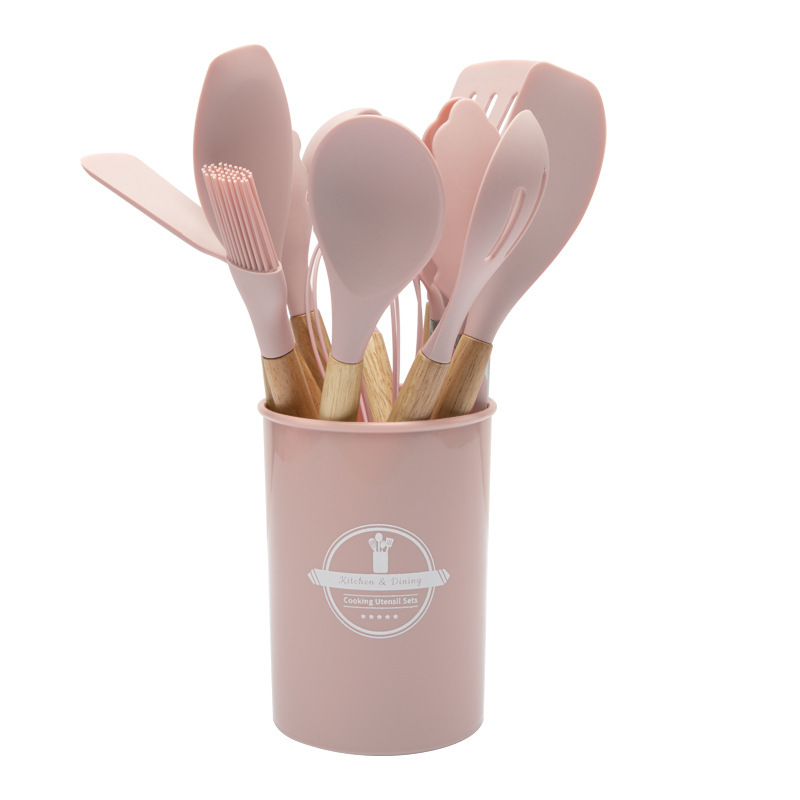 En stock silicona mango de madera utensilios de cocina 12 piezas anti-escaldadura herramientas de cocina wok pala de silicona utensilios de cocina transfronteriza