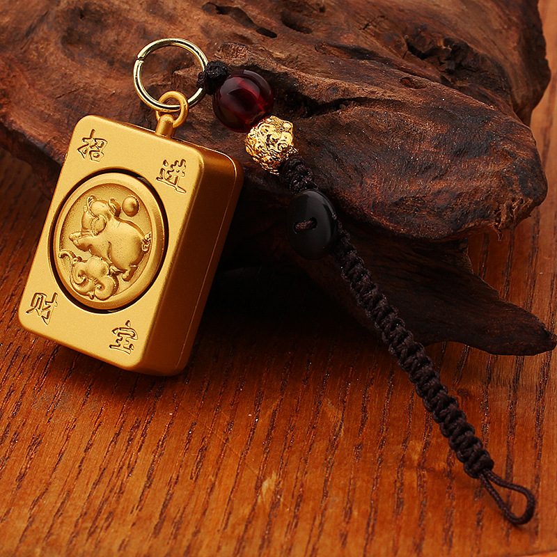 Año de la serpiente, personaje de cabello, colgante de llave, colgante de metal, llave de automóvil para hombres.