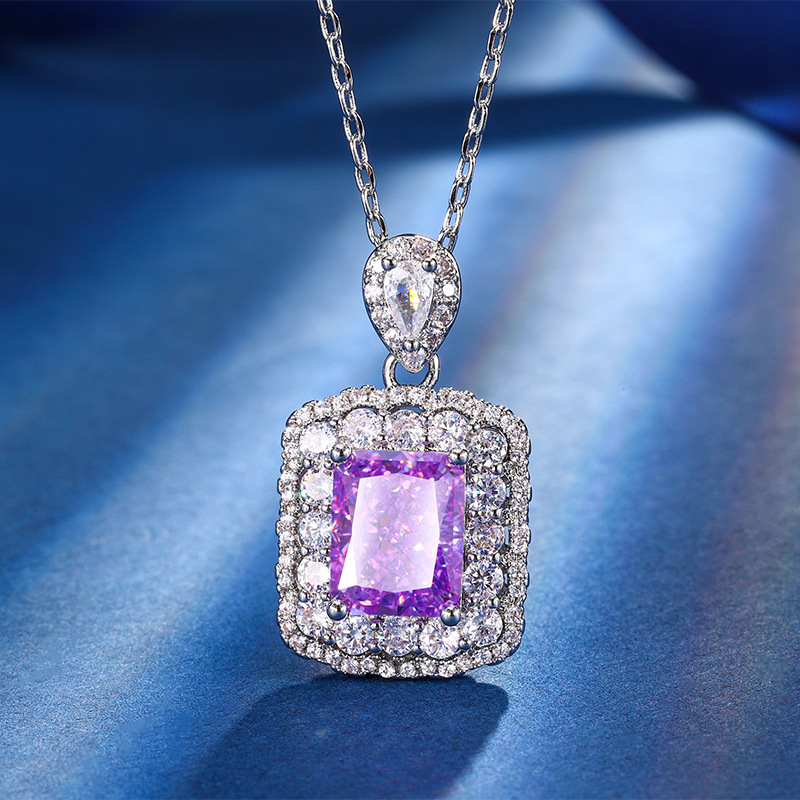 Flor cortada cobre con incrustaciones de diamante púrpura Cubo de azúcar traje femenino piedra principal 8*10 Otoño e invierno Nueva joyería Zhuang Sheng Diamante de alto carbono