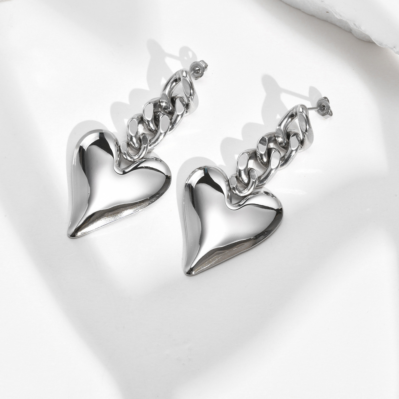 Fashion Heart Shape Stainless Steel Drop Earrings Plating Stainless Steel Earrings 1 Pair display picture 2