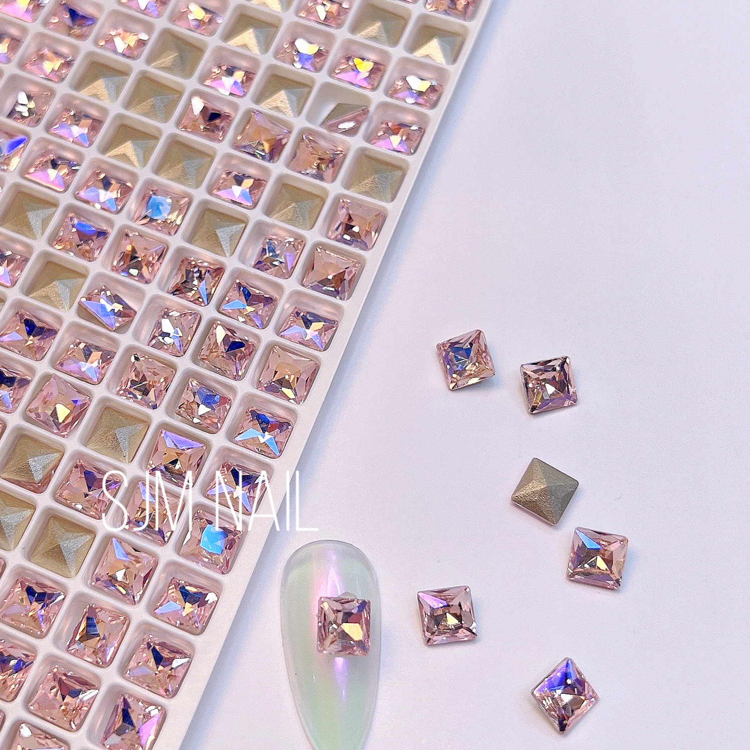 FE226140-6293-4D95-AE54-AD5572