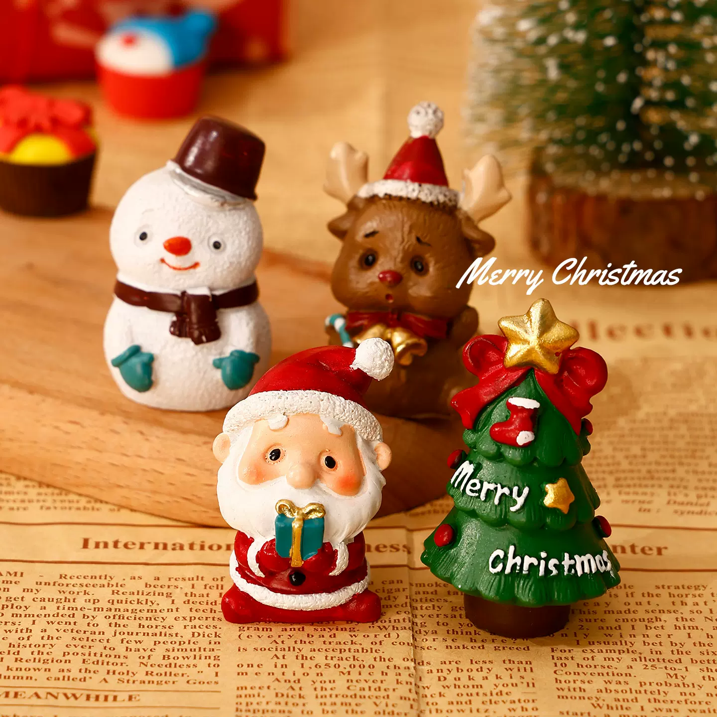 2025年新款圣诞节树脂摆件圣诞礼物发光老人雪人小夜灯节日装饰品