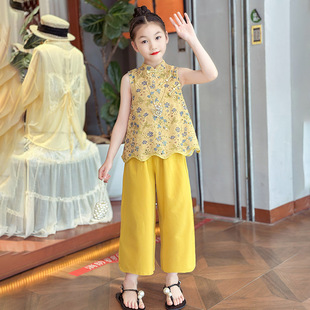 Girls' New Chinese Style Cut Out Embroidered Sleeveless Vest 2025 Summer New Chinese Style Breathable Han Dynasty Top Two-Piece Set