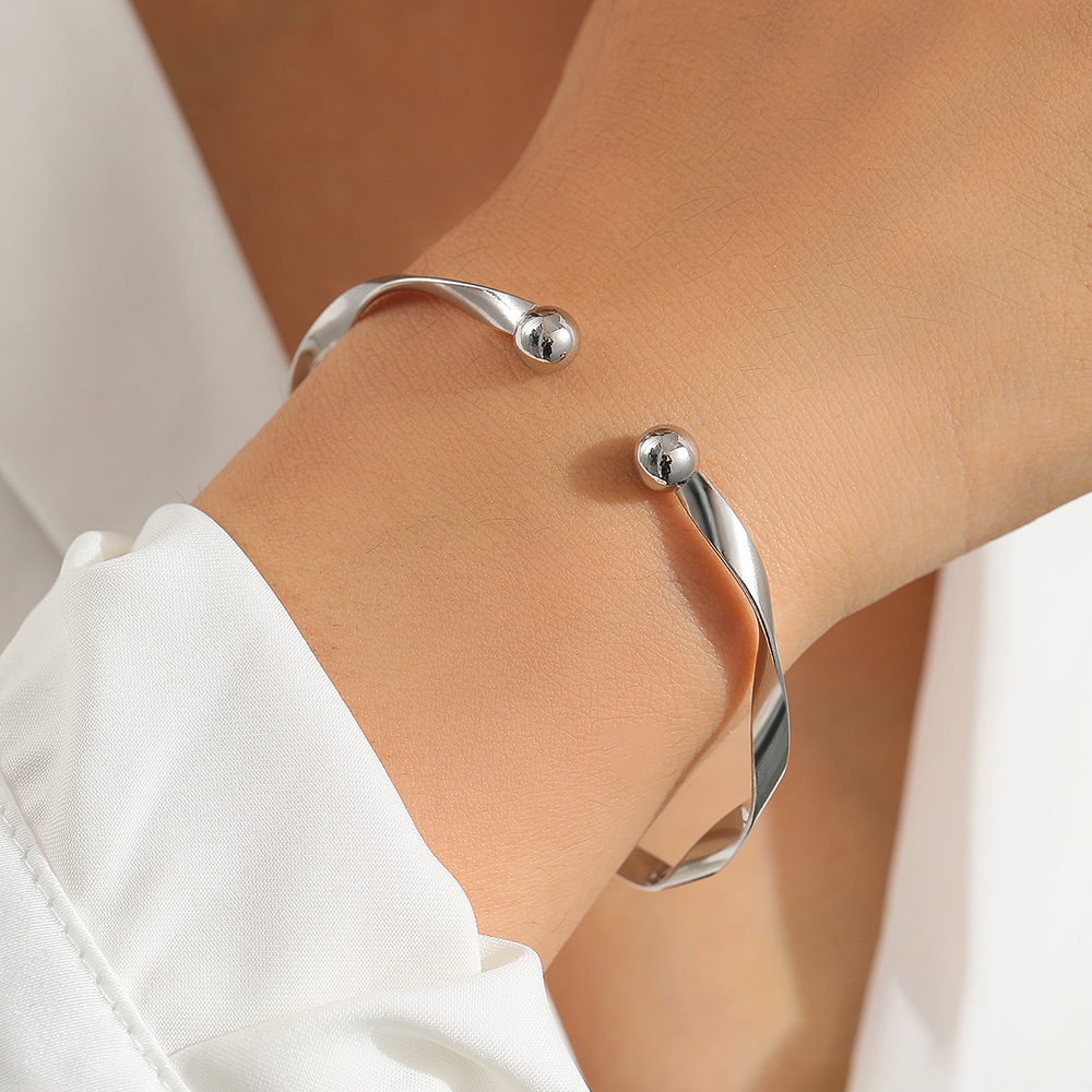 Simple Style Solid Color 304 Stainless Steel Stainless Steel Bracelets In Bulk display picture 5