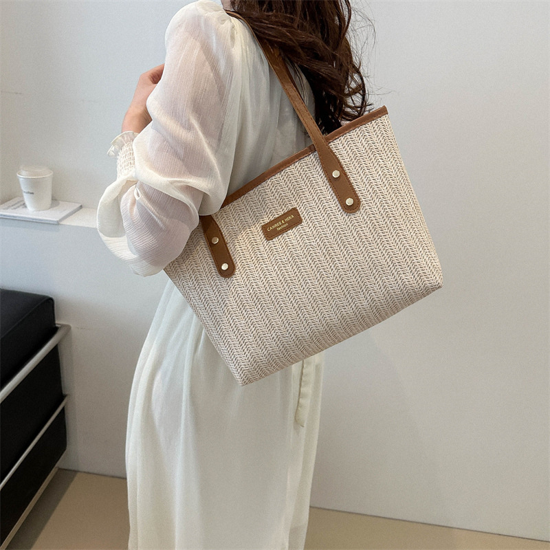 Simple and Fashionable Straw Bag, Niche Design Shoulder Bag, Versatile Woven Tote Bag, Summer Large-Capacity Handbag Simple and Fashionable Straw Bag, Niche Design Shoulder Bag, Versatile Woven Tote Bag, Summer Large-Capacity Handbag