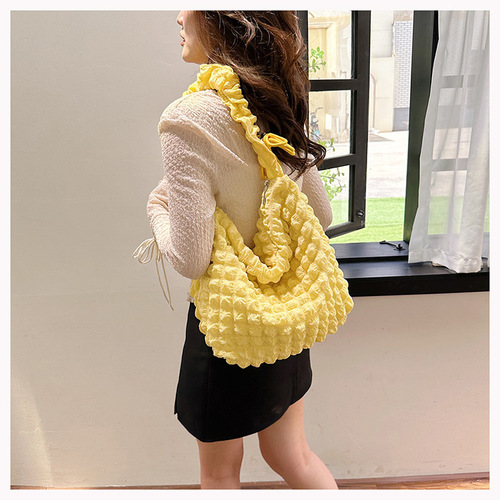Women's  New Drawstring Bubble Fabric Cloud Pillow Bag Korean Ins Large Capacity Crossbody Bag Shoulder Bag