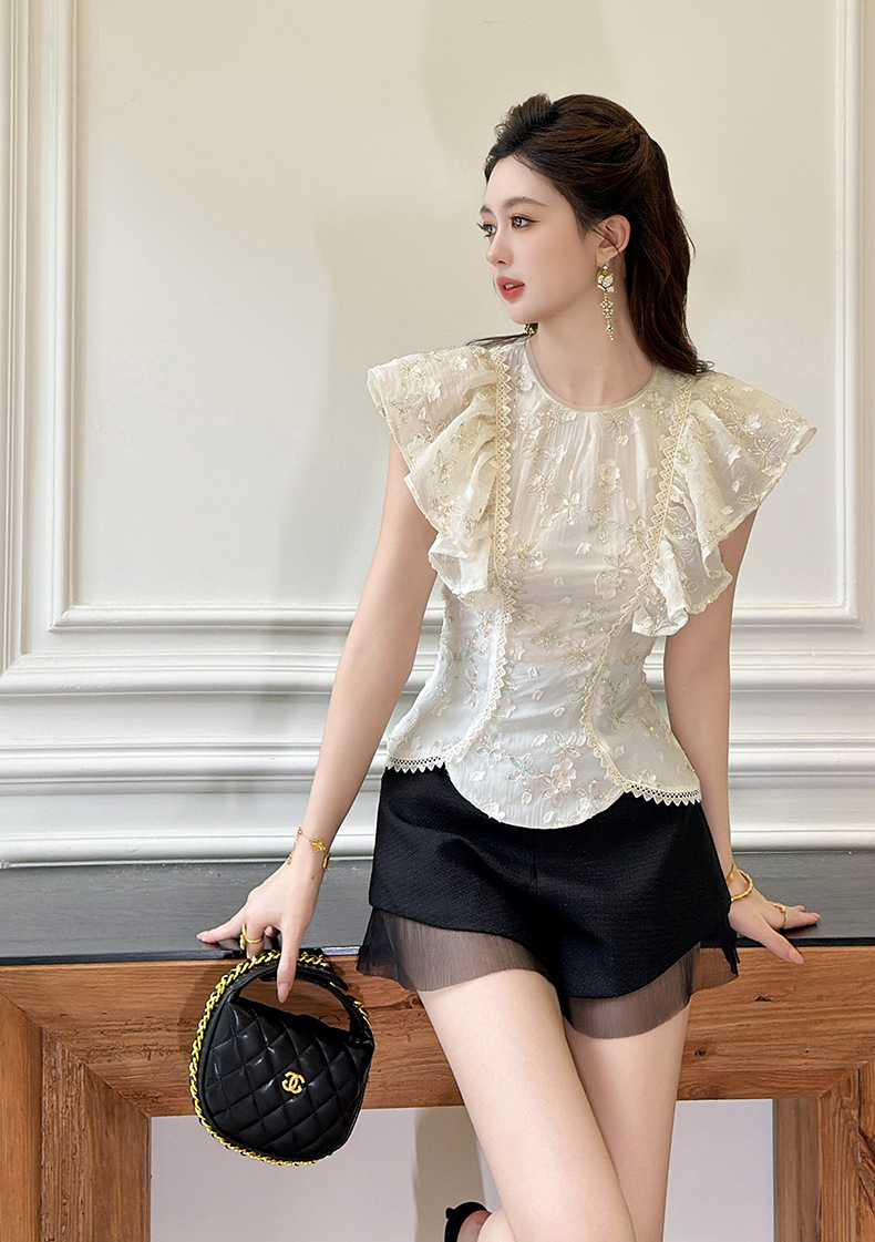 Áo ren xếp nếp tay ngắn dáng ôm, thiết kế cổ điển, phối viền ren — mơ chi tiết 13