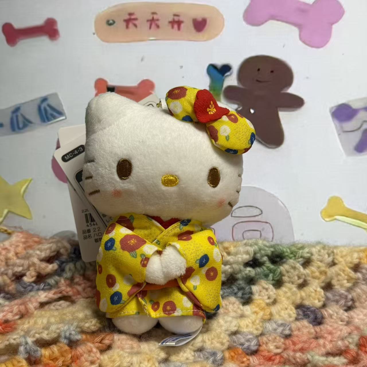 黒麦わら帽子キティ帽子ベビーペンダントラブバックル人形人形かわいいヘップバーンスタイルペンダントキーホルダー