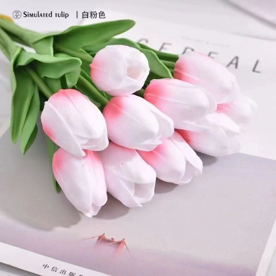 Moisturizing PU tulip simulation bouquet flower arrangement living room decoration wedding decoration home decoration fake flower photo taking 3