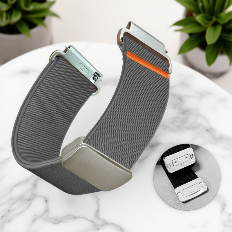 Suitable for Casio Small Square Watches Ae1200/1300/F91W/W218/A168 Magnetic Nylon Watch Strap 18mm Suitable for Casio Small Square Watches Ae1200/1300/F91W/W218/A168 Magnetic Nylon Watch Strap 18mm