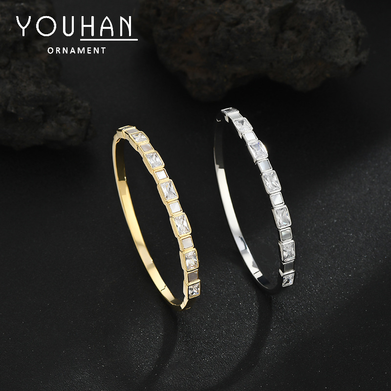 Joyas de oro real galvanizadas de micro-cobalto, joyas de mano, brazalete de azúcar geométrico de alta calidad, joyas de lujo delicadas y ligeras.