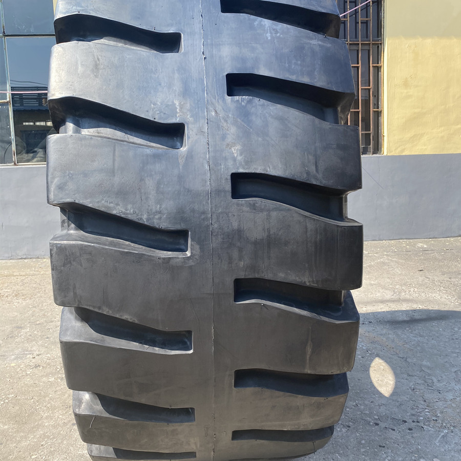 供应前进工程轮胎18.00R33  29.5-29 矿用装卸车 自卸车适用
