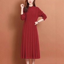 今年流行连衣裙秋冬款女装2025新款百褶针织打底衫中长款过膝内搭