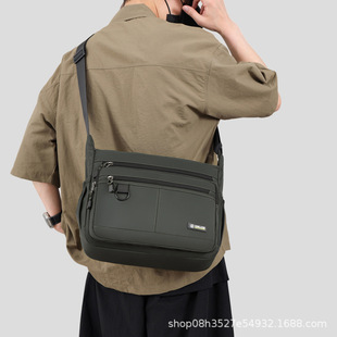 �ٴ�ͨ�ڼ�ɫţ��б��������e�ٴ�s�μ����������ڴ��а�