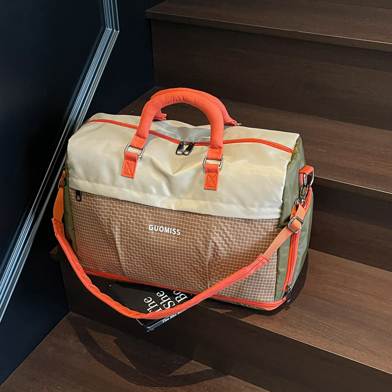 Large-Capacity Sports and Fitness Bag with Dry and Wet Separation, Outdoor Leisure Bag with Shoe Compartment, Sports Bag, Short-Distance Travel Luggage Bag