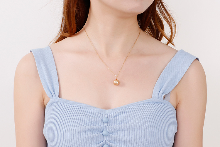 Korean Fashion Shell Pearl Pendant Titanium Steel Clavicle Chain Simple Multicolor Necklacepicture4
