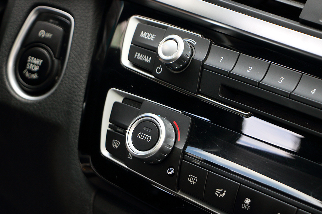 Suitable for Bmw Air Conditioning Knob Cover 1 Series 2 Series 3 Series 4 Series X1X2F30F35 Audio Volume Adjustment Button Cover