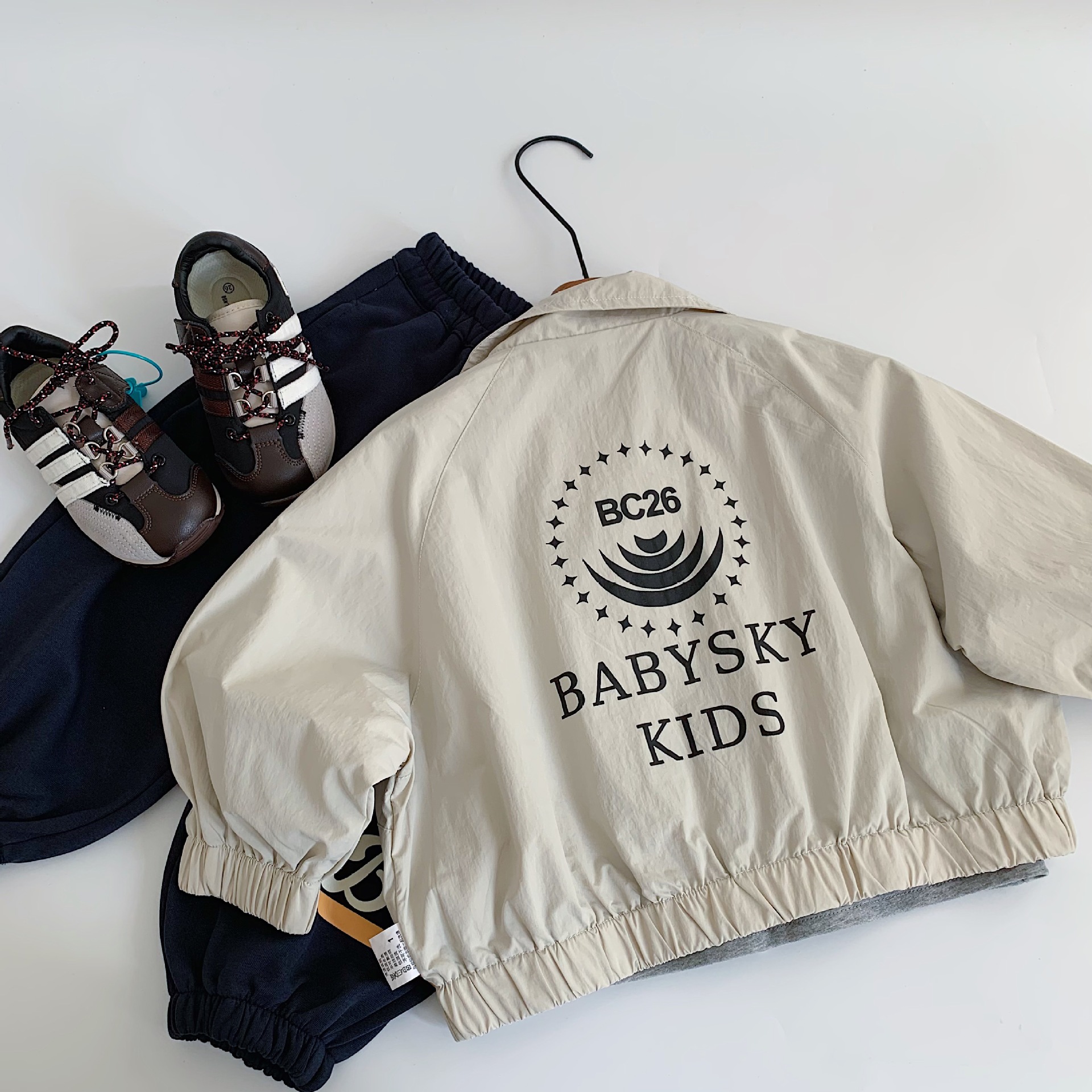 Mai Bao abrigo infantil 2025 otoño nuevo producto coreano estilo extranjero para niños, camisa con cremallera para bebés, chaqueta para niños