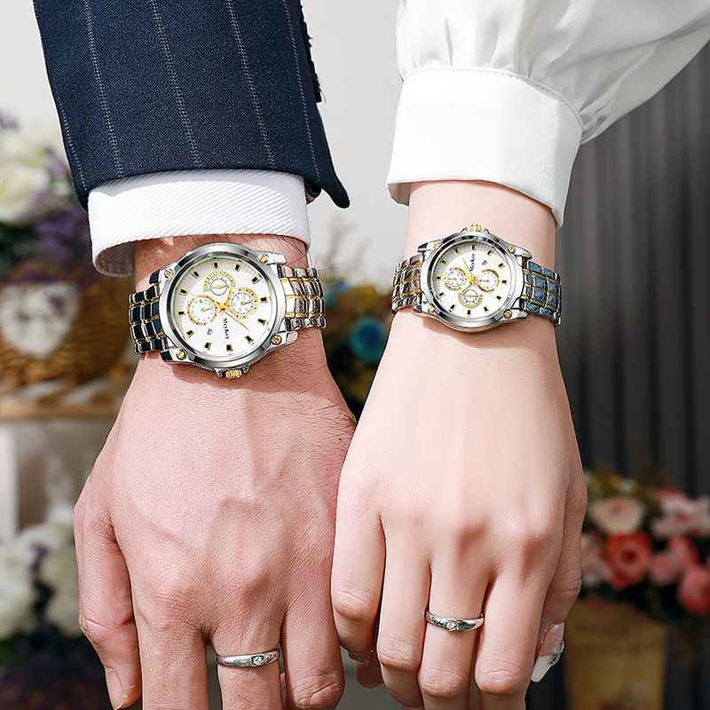 Nuevo reloj de correa de acero de pareja de aleación transfronteriza clásico negocio de tres ojos gran esfera impermeable fábrica de relojes de cuarzo al por mayor