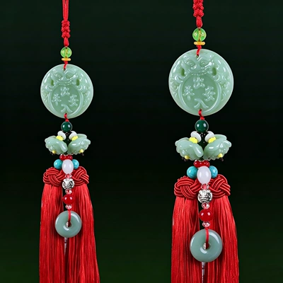 Car pendant green jade gourd Car hanging - green-jade-safe-entry-and-exit-red-tassel-lotus-style