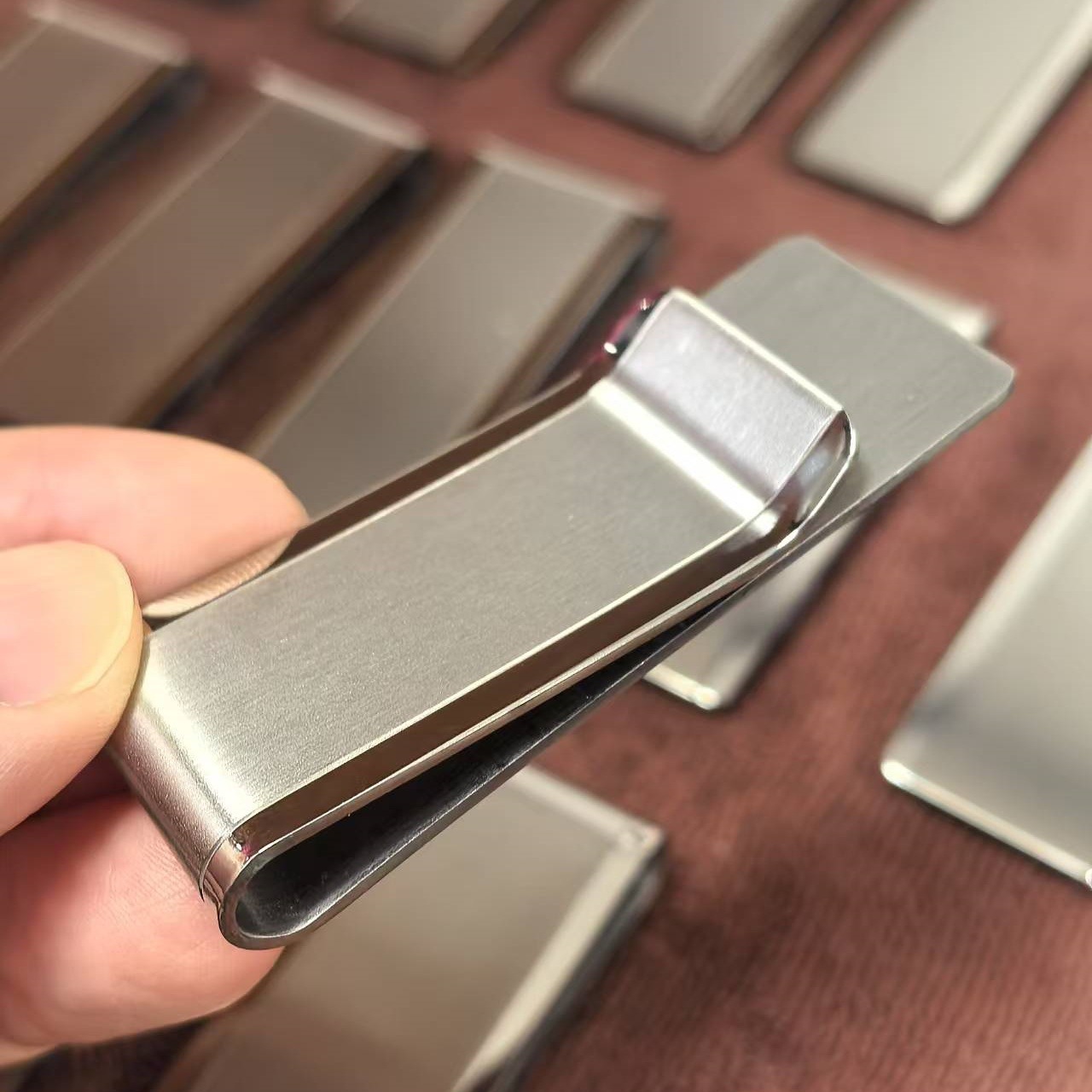 Titanium Alloy Money Clip Change Banknote Credit Card ID Card Finishing Tool Portable Non-rusty Non-magnetic Change Clip