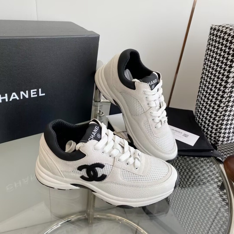 High-quality European cross-border product 23c - Chanel-style sneakers, 2026 new model, thick-soled casual dad shoes, couple's style