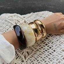 �W���羳�Ʒ �r��ͨ�ڌ��A�ι������C ���Բ�Ҏ�t�׺ν����֭hŮ