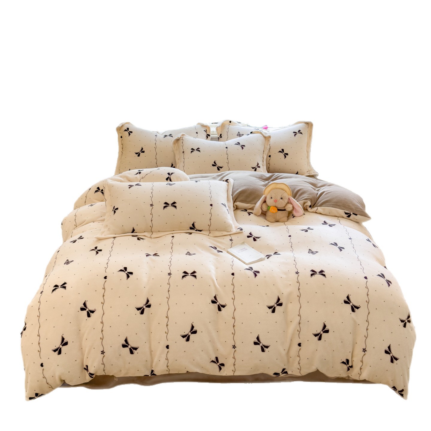 Invierno engrosado cama de seda de leche de cuatro piezas de seda de coral sábanas de seda de bebé cubierta de seda de calor y seda de tres piezas