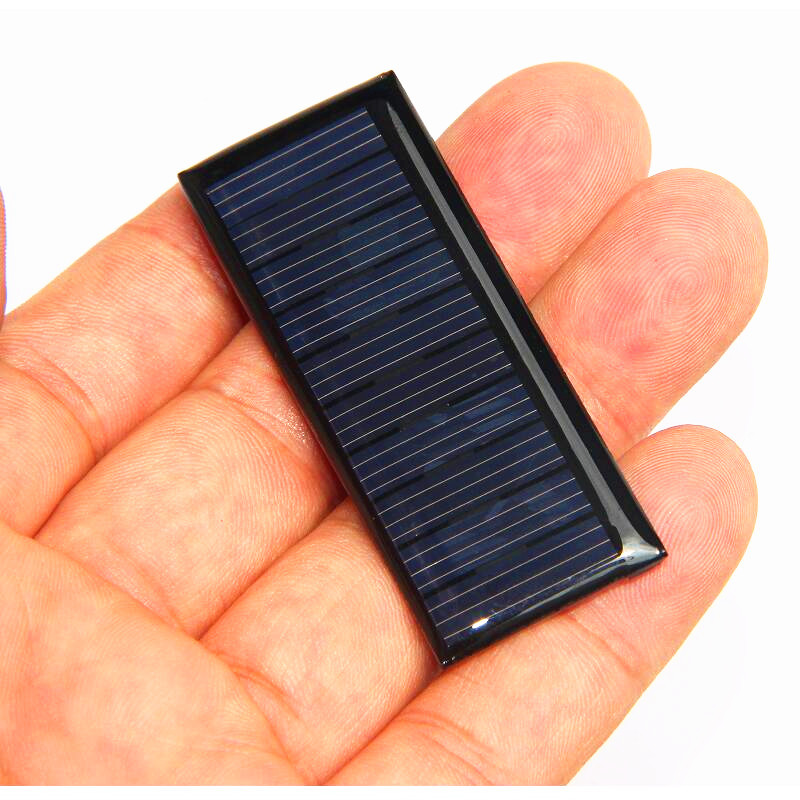 Battery solar-powered