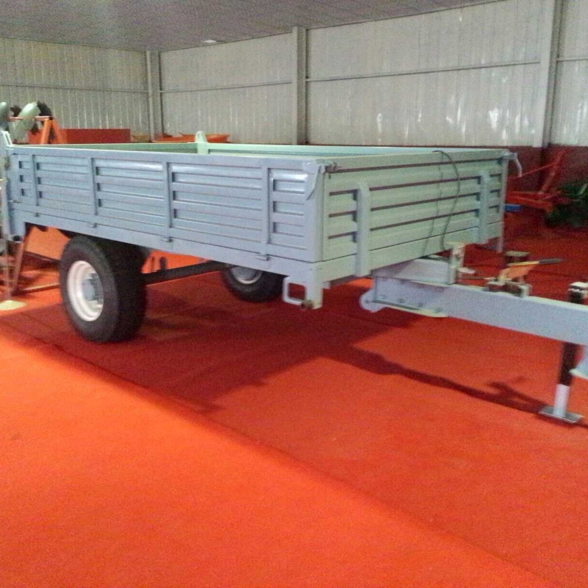 供应车斗销售2吨欧式拖车7CX 2场上作业机械拖车场上作业拖车