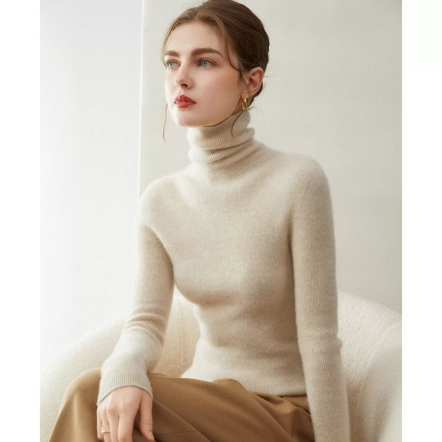 100%山羊绒软糯无缝一线修身羊绒衫女堆堆领毛衣纯色女秋冬针织衫