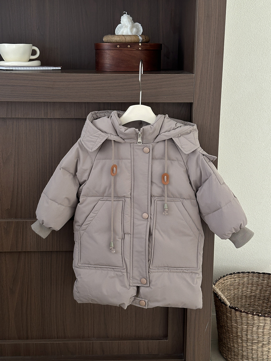 Otoño y invierno nuevo tipo de ropa de invierno para niños espeso mediano y largo de seda de terciopelo cálido ropa de niños chaqueta chaqueta comercio exterior