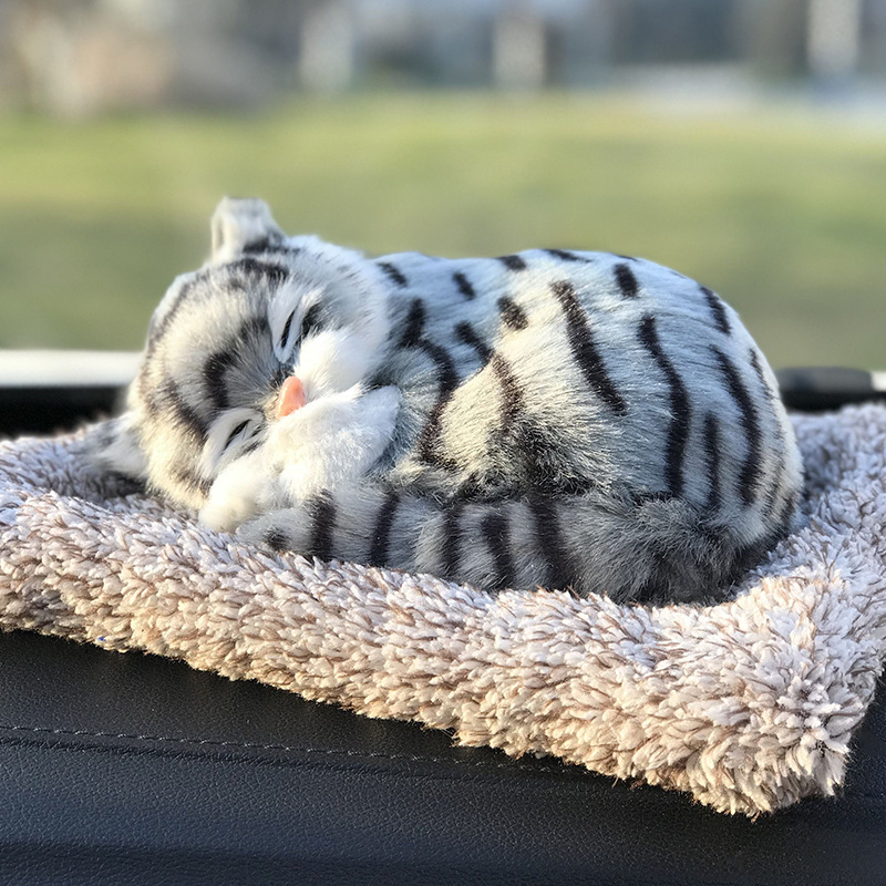 Decoraciones de automóviles adornos adorables accesorios de automóviles en línea nuevos animales de dibujos animados de perros simulados