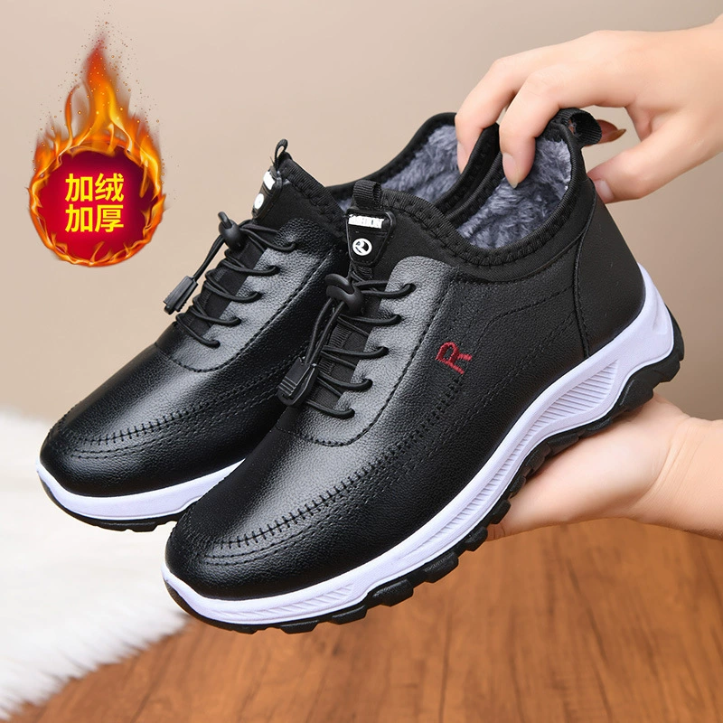 Водонепроницаемая хлопчатобумажная обувь женская зимняя новая кожаная лапша плюс бархат теплая средняя и пожилая мама обувь мягкая подошва противоскользящая средняя помощь снежные сапоги