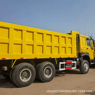 Truck for Transporting Soil – Yük maşınları