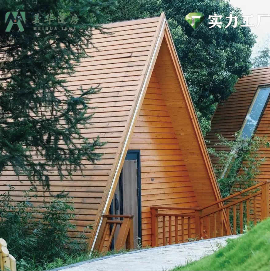 Casa de familia al aire libre, área escénica, campamento, casa de madera triangular, casa del árbol del bosque, ensamblaje móvil, villa de ocio, casa de madera rural