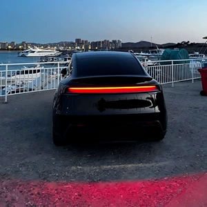 Suitable for the new Tesla Model Y rear light assembly, diffuse reflection through-tail light and fog light accessories, original car quality