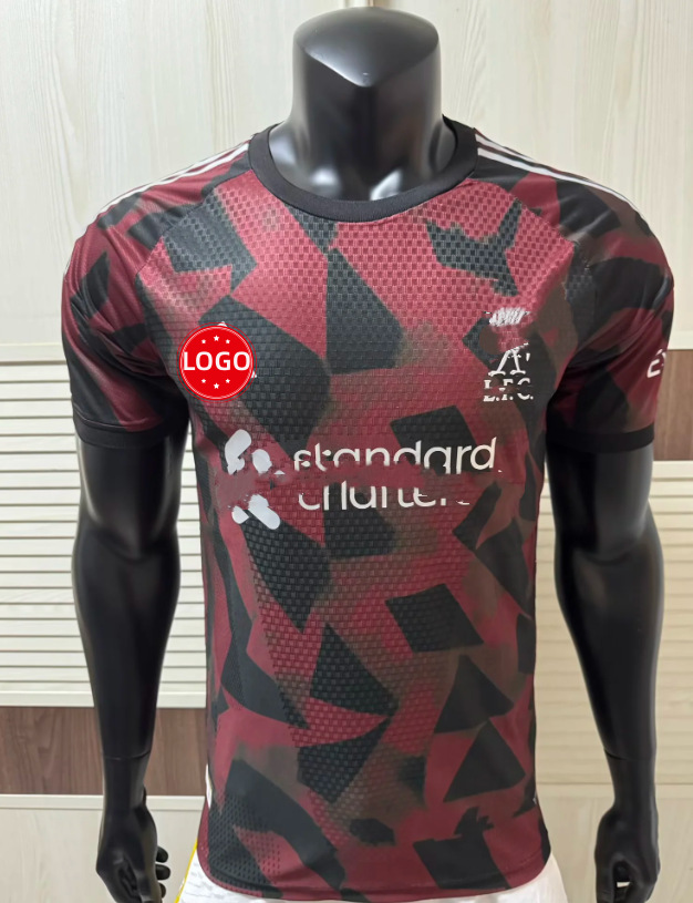 2627 camisetas de fútbol versión jugador, nuevas camisetas de fútbol de clubes como Barcelona, Real Madrid, Bayern, Arsenal, París.