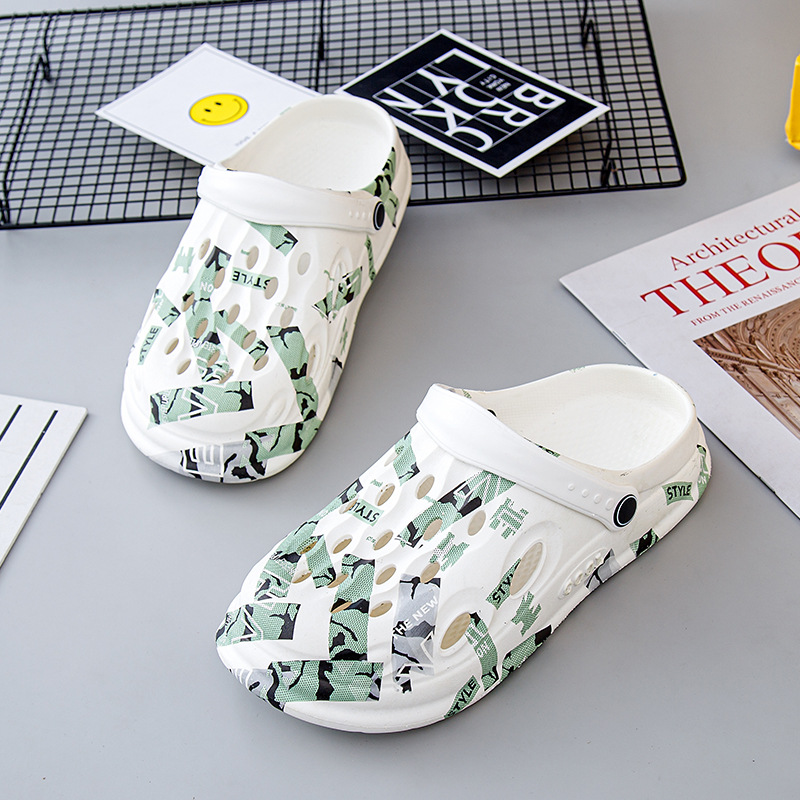 Zapatillas para hombres de verano nuevo estilo de ropa deportiva para conducir dos zapatos agujeros pisar la mierda sensación antideslizante sandálias de playa image 5