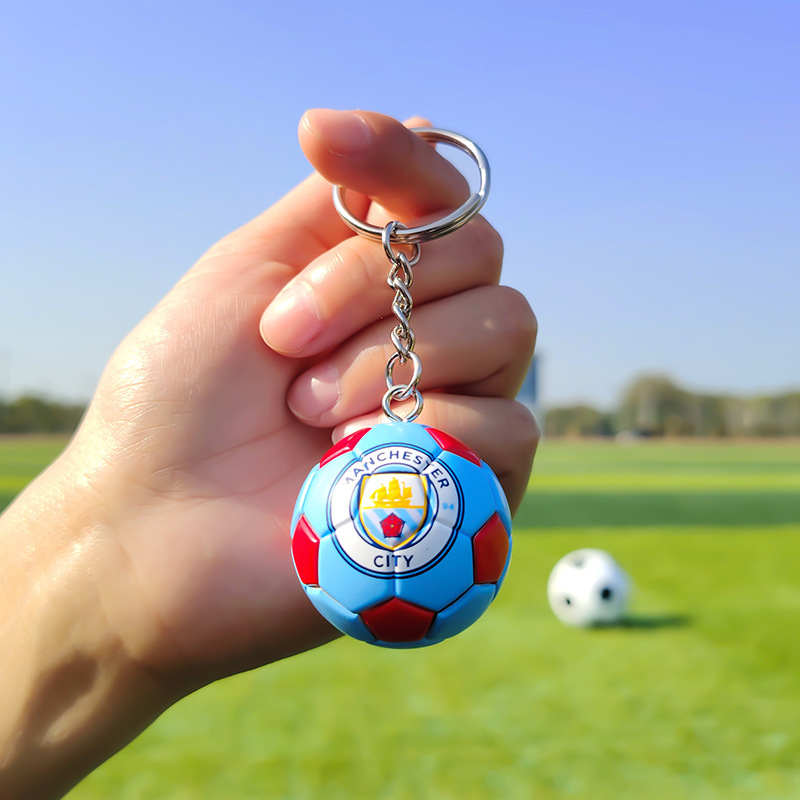 Mini pequeño colgante de fútbol llavero colgante Real Madrid Copa del Mundo regalo de cumpleaños para fanáticos varones