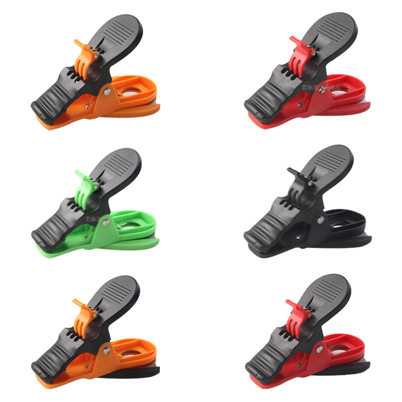 �߶����е�˫��ѩ�Ѽ�С�пɼ�ѩ�Ѵ�й̶���������golf��Ʒ