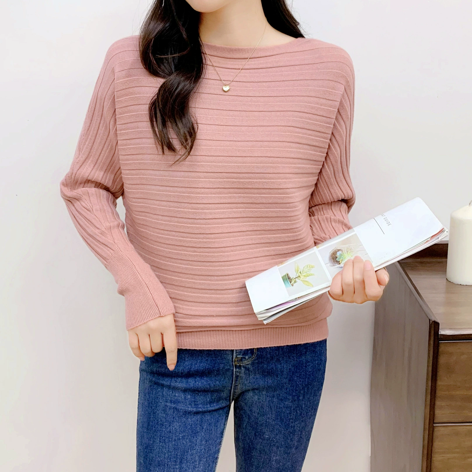 Женский свитер с рукавами «летучая мышь», Повседневный свитер с длинным рукавом в Корейском стиле, женская нижняя рубашка с открытым вырезом, новинка 2024 года