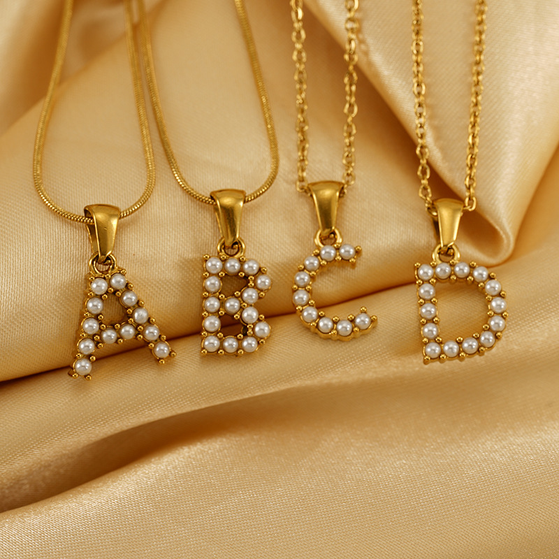 Collier avec lettres anglaises populaires européennes et américaines, chaîne légère en os de serpent micro-incrustée de luxe, pendentif avec lettres, chaîne de clavicule, explosions_voghion.com