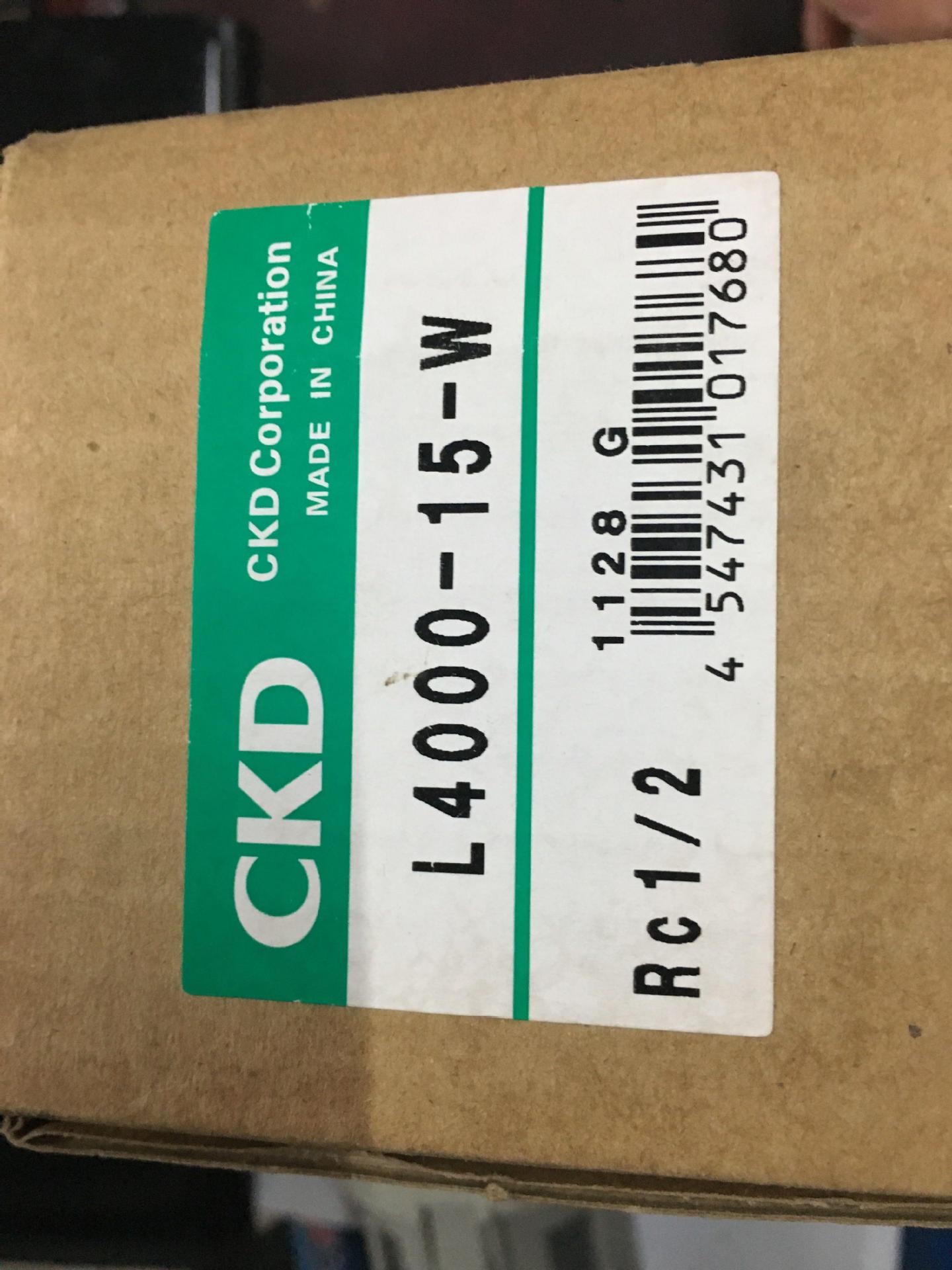 现货CKD油雾气L4000-15-W全新原装真品1/2接口4分当天发货