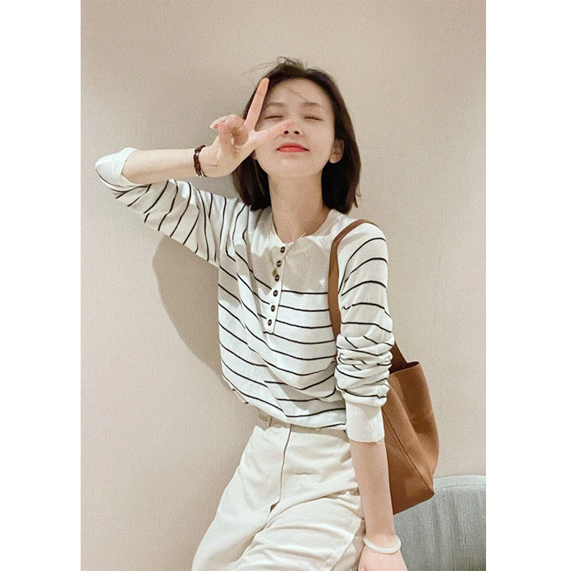 Black and White Striped Sweater Knitted Sweater Women's Autumn and Winter Wool Design Sense Niche Early Autumn Inner Base Shirt Pullover Top