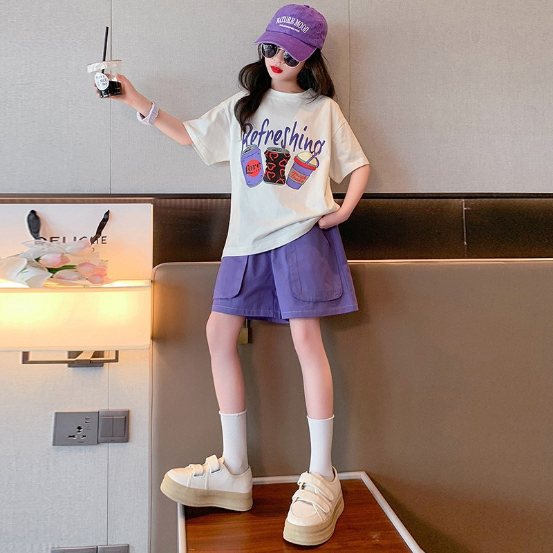 Traje deportivo para niñas 2024 Nuevo estilo coreano para niños de verano para niñas pantalones cortos de verano Traje de dos piezas de estilo occidental