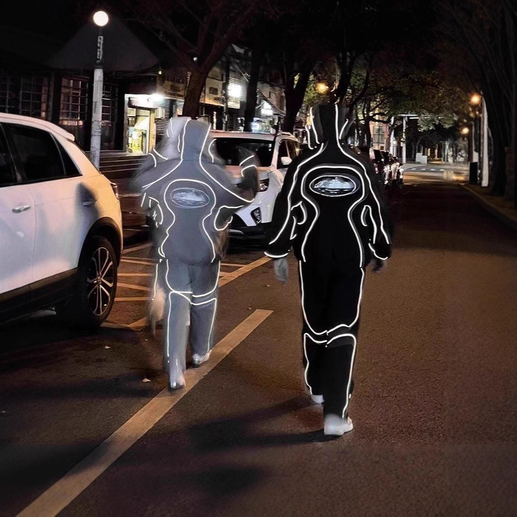 Corteiz恶魔岛街头联名反光夹克外套连帽潮牌开衫冲锋衣夜光风衣