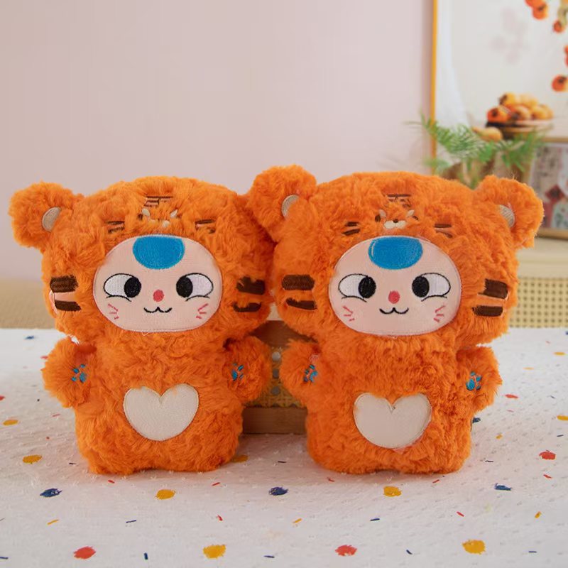 Máquina de captura de muñecas de ocho pulgadas puesto de muñeca juguete de peluche tamaño pequeño regalo creativo de boda muñeca de lanzamiento fábrica al por mayor